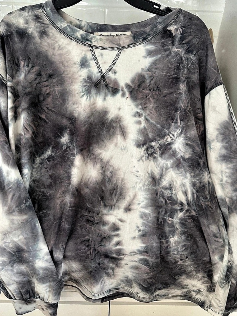 American Rag Tie-Dye Long Sleeve in Gray & White Size XL